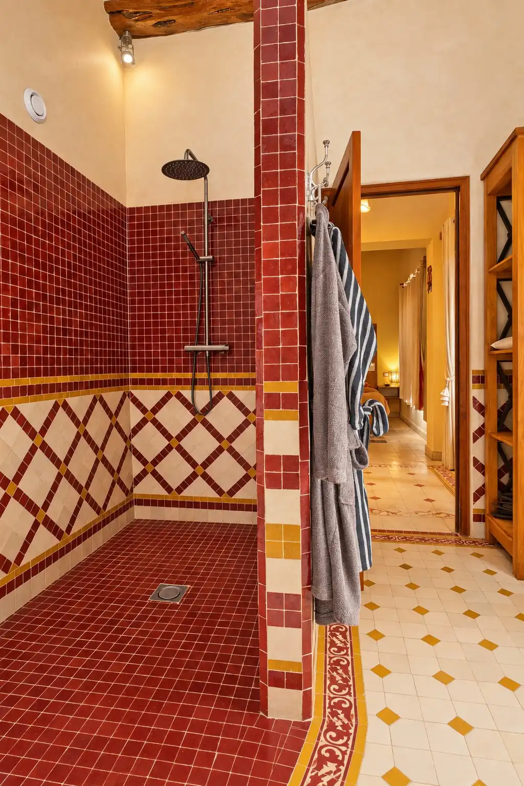 chambre berbère rdc riad à essaouira au Maroc